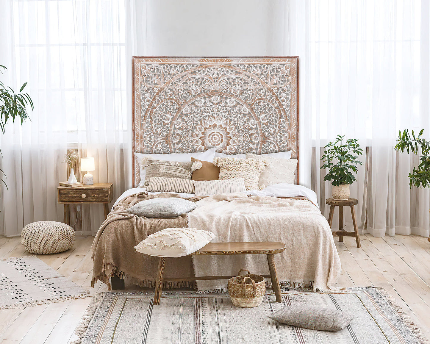 Carved Bed Headboard "Manusa" - Antic-wash - 231 x 199cm