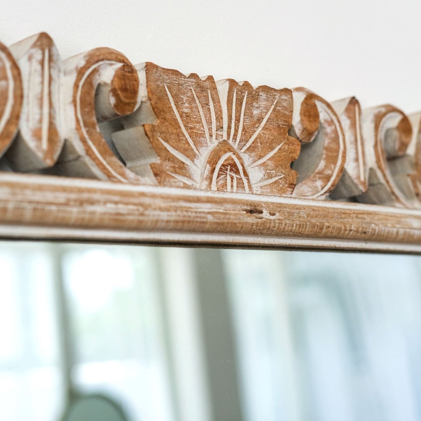 Hand Carved Mirror "Kerang" Antic-wash - 90  cm