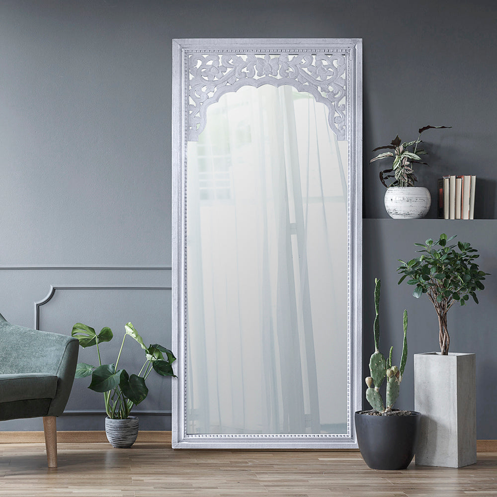 Hand Carved Mirror "Cahaya" in white - 150 cm