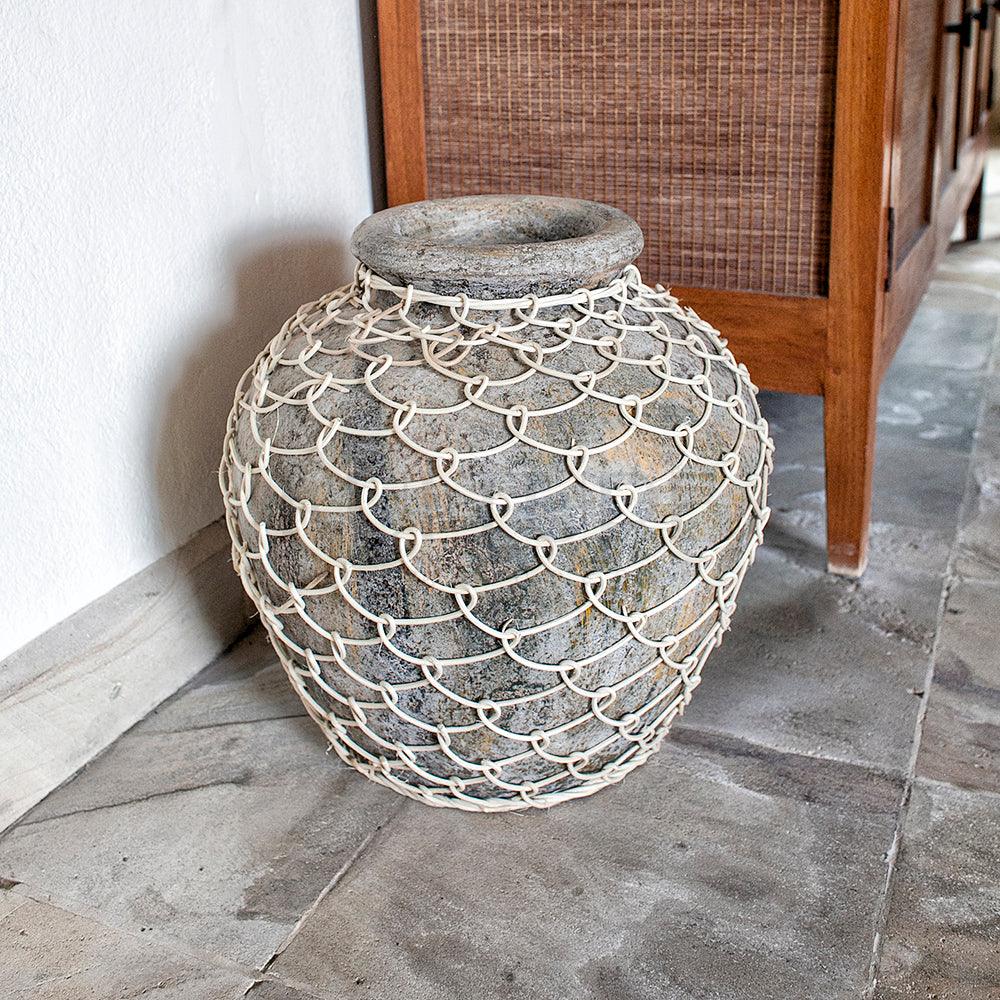 Decorative Vase 'Jepun' - Kulture Home Decor