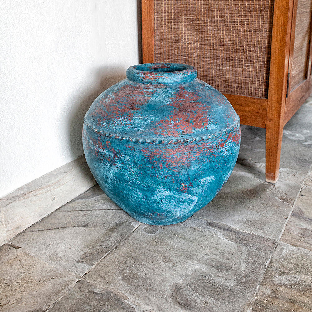 Decorative Vase 'Menuh'